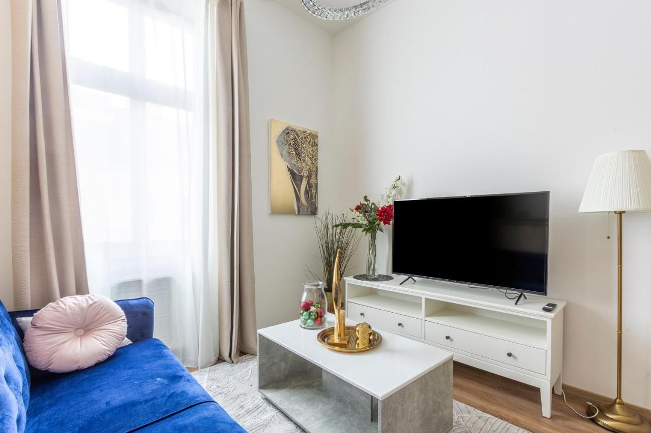 Explore Budapest From A Luxurious Cozy Apartment エクステリア 写真