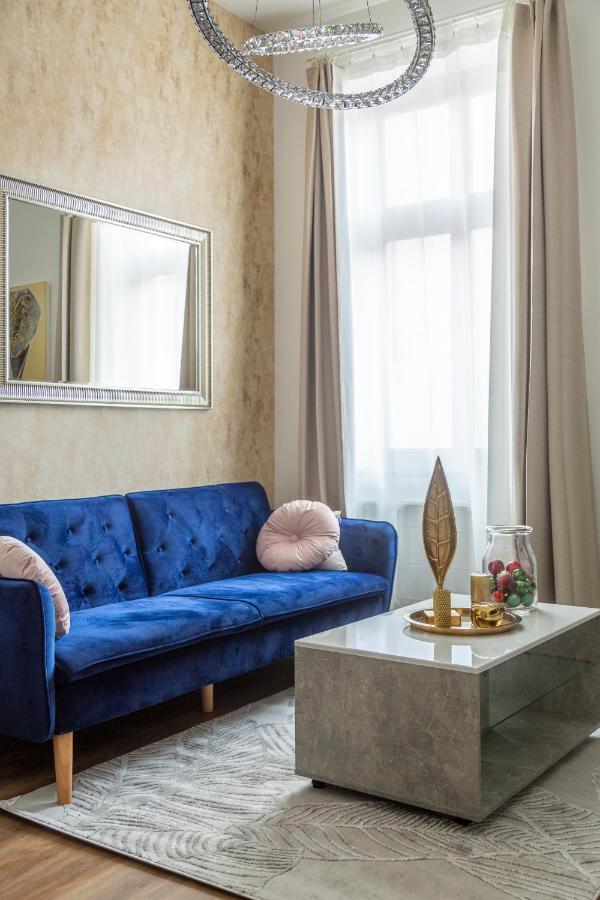 Explore Budapest From A Luxurious Cozy Apartment エクステリア 写真