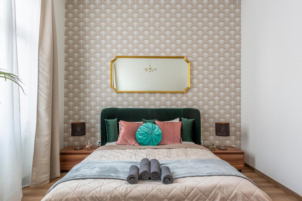 Explore Budapest From A Luxurious Cozy Apartment エクステリア 写真