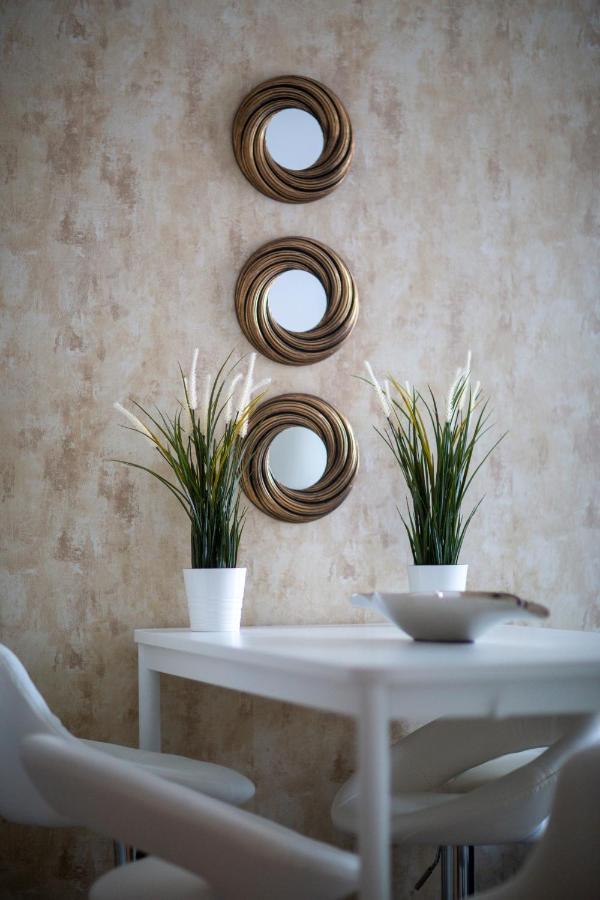 Explore Budapest From A Luxurious Cozy Apartment エクステリア 写真